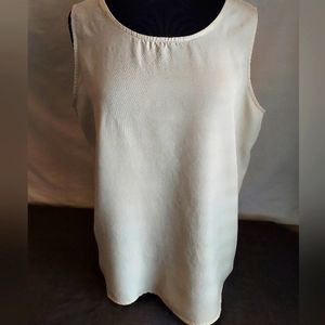 Karen Scott  sleeveless top, sz XL, 100% tencil lyocel, cream color